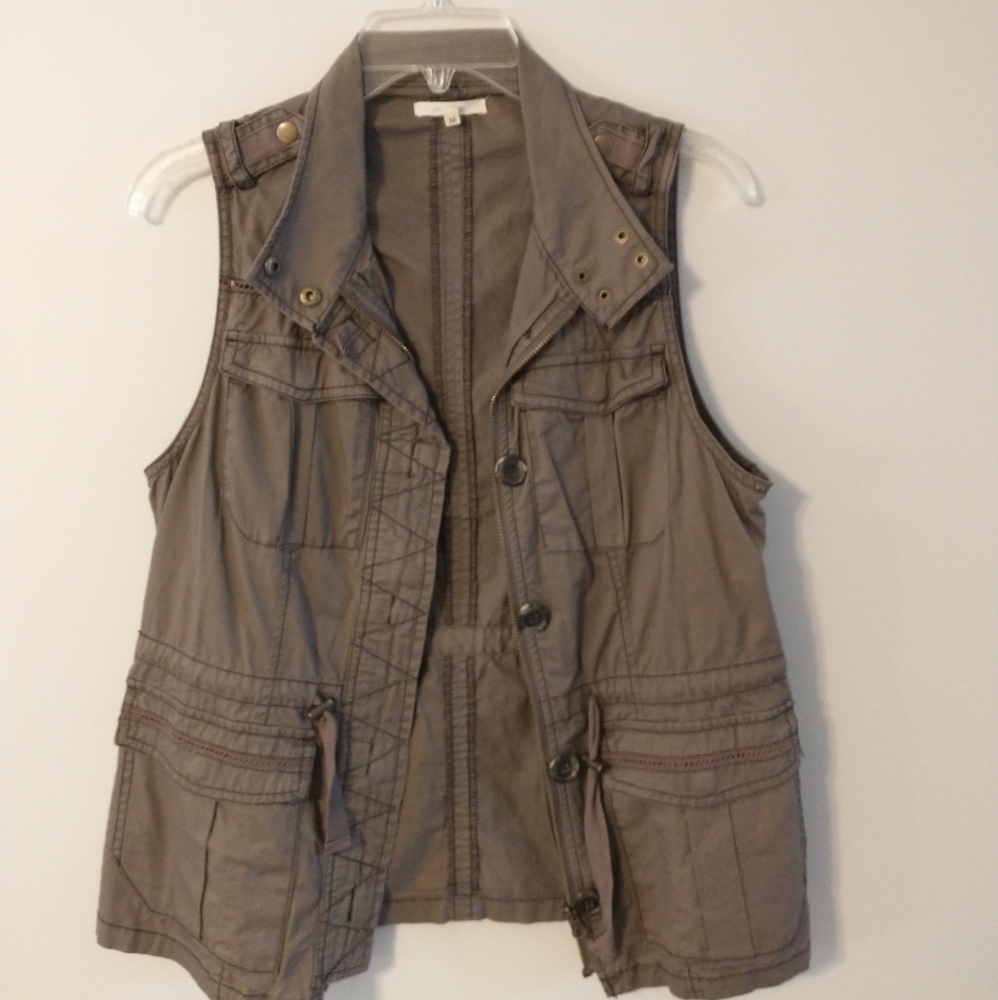 Maurices Vest